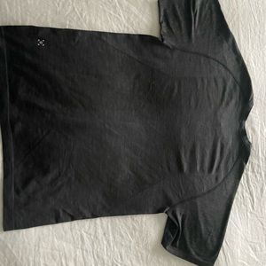 Mens Lululemon T shirt